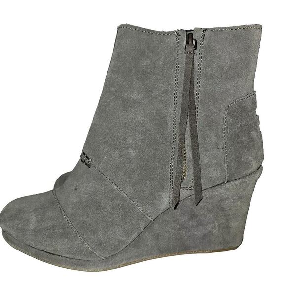 NEW! TOMS Desert Wedge High Grey Suede Women's Size 10 Ankle Boots Zipper Side - Picture 7 of 14